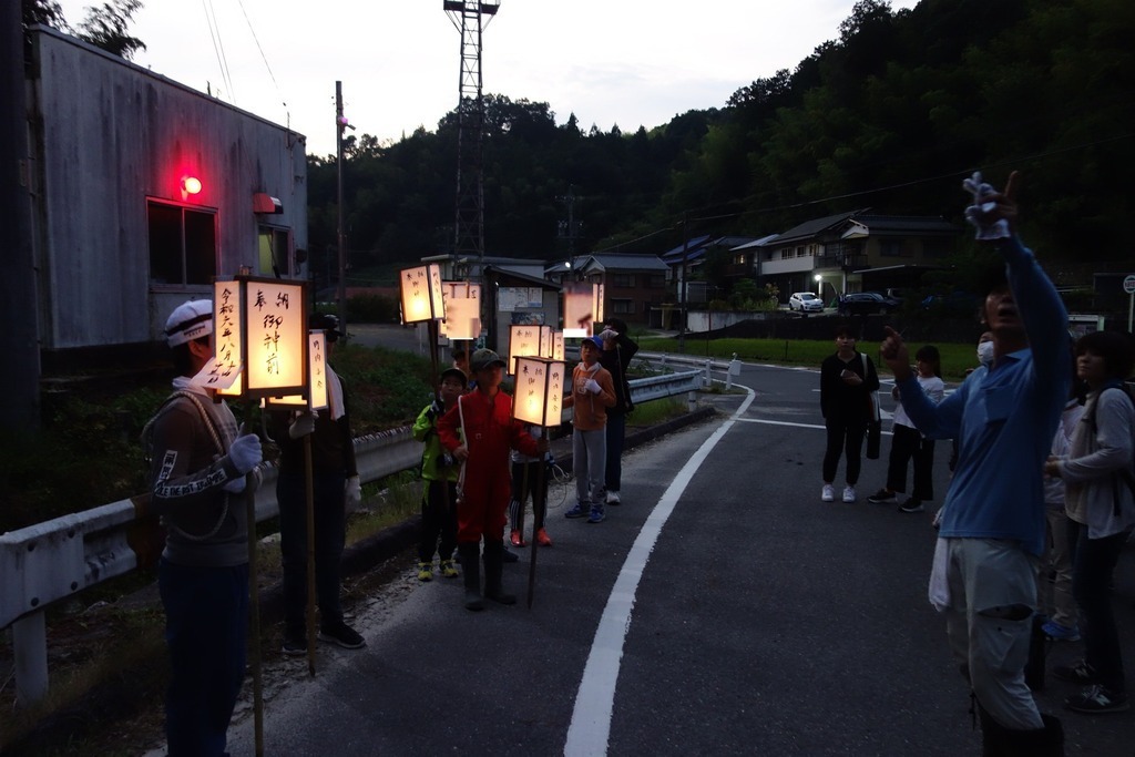 水難・疫病を除ける伝統の火振り！令和７年度芳友町の万燈祭り