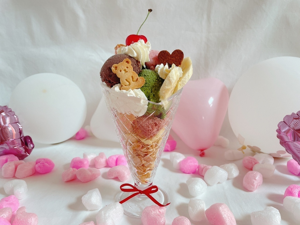 卵・乳なし手作りアイスでパフェ作り