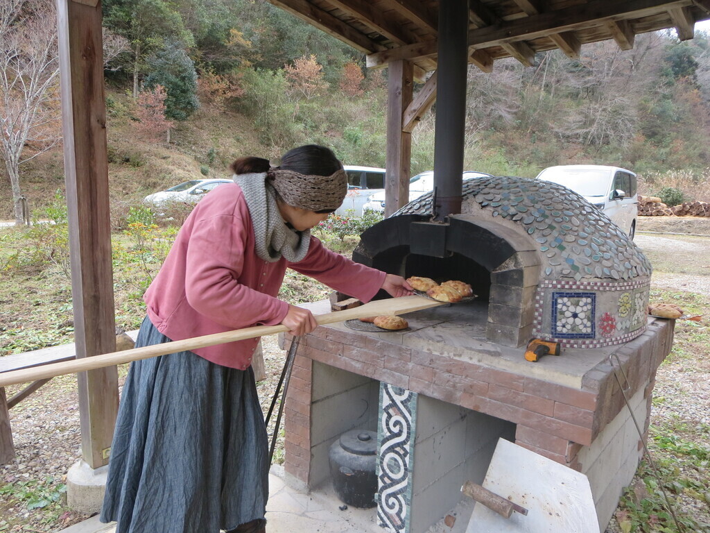 【10/21募集開始！】アンティマキ＆Kiyoの石窯体験で焼いたお菓子とパンランチ2025inすげの里