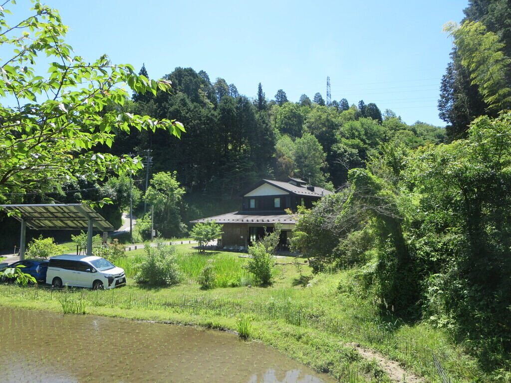 【9/5予約開始】＼秋の里山を五感で楽しむ！／ もみ殻くんたん＆ほくほく焼き芋体験inすげの里2026
